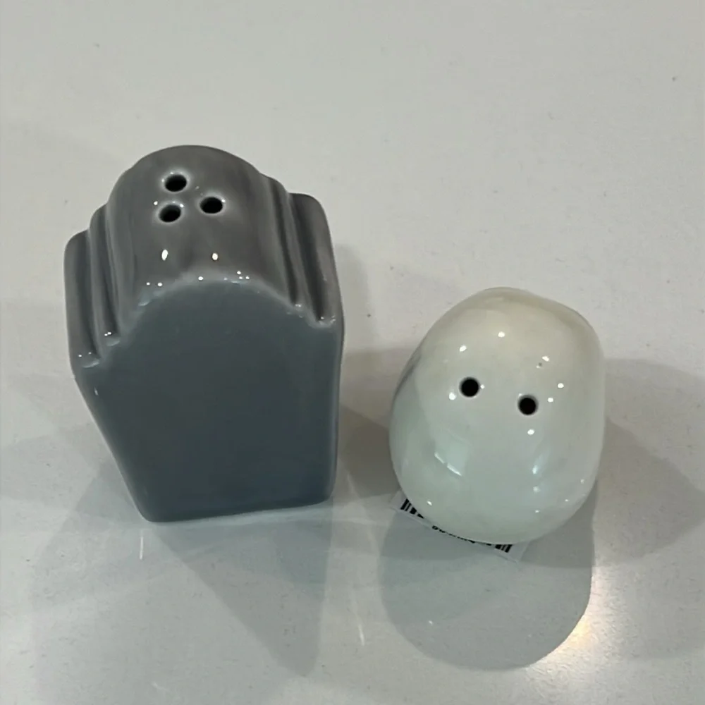 💀Cute. 🎃Mini Halloween.salt & Pepper.